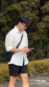 Quần short nam chất kaki mềm mại cạp chun dây rút DVMEN màu đen trắng và nâu