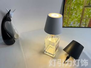 Touch Control Bottle Table Lamp with 3 Colors Stepless Dimming Ideal for Bar Wine Bottle Decoration Desk Lighting