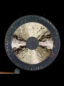 Professional Symphonic Gong Overtone Wind Gong Chau Gong Brass Percussion Instrument for Sound Healing Yoga Meditation Therapy Relaxation