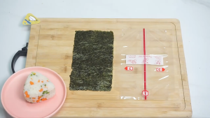 100pcs Double Layers Triangle Rice Ball Packing Bag / Anti Fog Easy To Tear Strip Disposable Sushi Packaging Bag