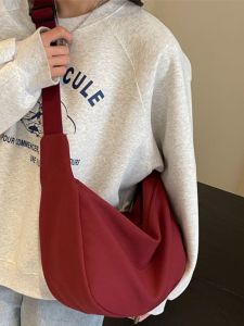 Canvas Bags: A Stylish & Practical Choice for College Students