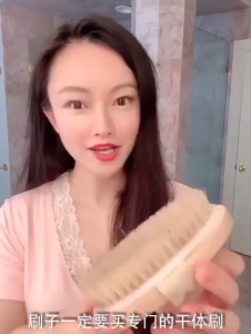 Back Scrubber Natural Bristle Brush Reusable Handmade Exfoliating Promotes Blood Circulation Detox Body Wooden Handle Manual