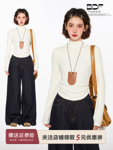 White Long Sleeve Slim Fit Base Shirt Womens Inner Wear T-Shirt Half High Collar Tight Top Korean Style Commute Fashion