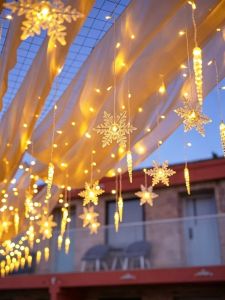 100LEDs Christmas Snowflake Icicle Lights Curtain String Lights USB Battery Operated 8 Modes Window Door Holiday Decor