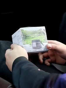 Lọ Nước Hoa Đá Khô Để Xe Ô Tô Nhà Cửa Trang Trí Khử Mùi Hiệu Quả Hương Thơm Dịu Nhẹ