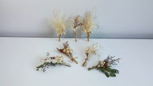 ซื้อ 2 ลด 20% ช่อดอกไม้จิ๋ว ช่อมินิ 4 นิ้ว ดอกไม้แห้งเล็กๆ ช่อจิ๋ว ดอกไม้ปัจฉิม แต่งของของขวัญ