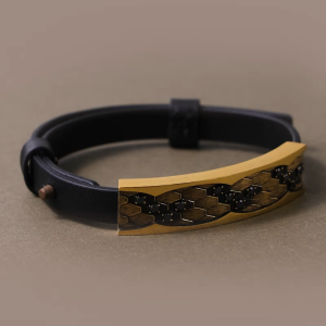 Chow Sang Sang 周生生 Noir 999 24K Gold Noir Bold Snakeskin Black Diamond Bracelet for Women & Men 22cm 95498B