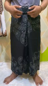 JUAL Sarung Pria Dewasa Keren 2025 MOTIF Batik Ngamarta Bahan Katun Halus Premium WARNA HITAM-