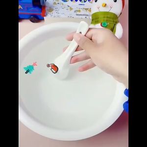 12 Colors Floating Pen Children Magical Water Painting Pen 安全无毒儿童彩色漂浮笔12色 – Early Education Creative Toy 益智早教玩具