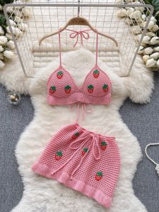 Sweet Sea Side Vacation Knitwear Set for Women with Hollow Hook Flower Necklace Short Waist Ultra-Short Skirt Two-Piece Set