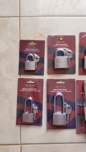 Gembok Pagar Rumah Ukuran 30mm Panjang 4 Anak Kunci ATS Iron Padlock 30mm ATS