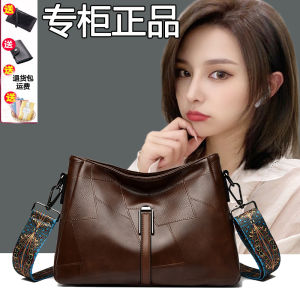 Womens Large Capacity Leather Crossbody Bag Single Shoulder Zipper Bag Multi-layer Small Square Bag Fashionable Vintage Style