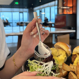 Stainless Steel 316 Grade Soup Spoon Beautiful Owner Lady Western Dining Utensil Main Course Spoon Elegant Design Kitchenware