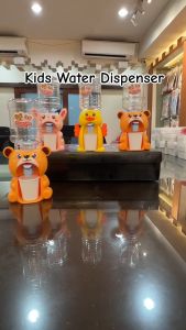 Pretend Play Bear Duck Rabbit Frog Water Dispenser Machine Drinking Fountain Kitchen Educational Toy for Boys Girls Kids