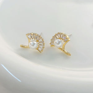 ต่างหูรูปใบไม้ของ Ginkgo Pearl ประดับเพชรเต็มใบ ดีไซน์เก๋ไก๋ เครื่องประดับแฟชั่นสำหรับผู้หญิง ต่างหูรูปดอกไม้สดใหม่