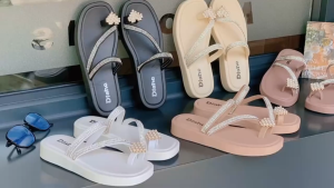 Fashion Daily OOTD Elevated Platform Flip Flops Non Slip Waterproof Rubber Material Outdoor Commute Beach Household Footwear