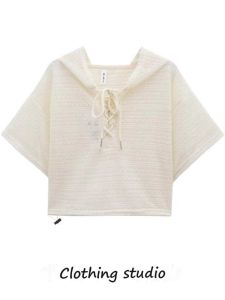 เสื้อยืดคอกลมแขนสั้นทรงหลวมสำหรับผู้หญิง ทรงเข้ารูป ทรงหลวม ฤดูร้อน ใหม่ เสื้อชั้นในแบบมีฮู้ด ทรงเข้ารูป เสื้อคลุมกันหนาว