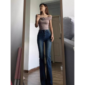 กางเกงยีนส์ทรงขาบานเอวสูงสีน้ำเงินเข้มสำหรับผู้หญิง กางเกงยีนส์ทรงสลิมฟิตทรงเรโทรยาว กางเกงยีนส์ทรงขาบานแบบลำลองสำหรับฤดูใบไม้ผลิและฤดูใบไม้ร่วง