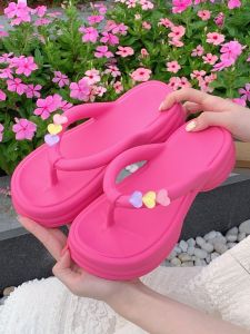 Summer Fairy Style Colorful Heart Thong Slippers Women Outdoor Thick Bottom Sandals Beach Shoes Ins Sweet Pattern Flat Heel