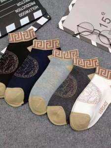 ถุงเท้ากีฬาชาย ถุงเท้ากีฬาแบบสั้นระบายอากาศได้ดี ป้องกันกลิ่น แฟชั่น ฤดูใบไม้ผลิและฤดูร้อน ถุงเท้าสำหรับธุรกิจและลำลอง