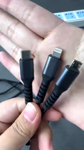 Cáp Sạc 3 Đầu Dây Dù Gồm MicroUSB Lightning Type-C