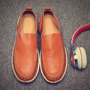 Genuine Leather Mens Wide Fit Bean Shoes Casual round Toe Rubber Sole Fashion Single Shoes Comfortable Leisure Flat Heel Footwear