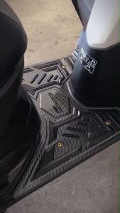 MOKOTO ELITE SERIES CLICK 160 FOOTBOARD MATTING CARBON ABS PLASTIC FOR CLICK 160 MOTORCYCLE SPEEDMOTO