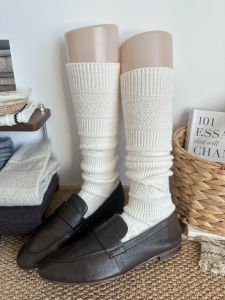 Tất Ống Dài Màu Trắng Sữa Dày Dặn Cho Nữ Mùa Thu Đông Cổ Điển Hình Vuông Tất Ống Giữa Đi Cùng Giày Da Tất Ống Dài