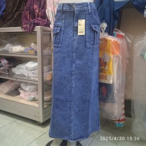 rok span panjang denim wanita