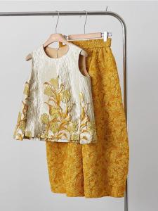 Chinese National Style Golden Embroidered Vest and Pants Set