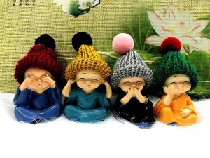 Bộ 4 tượng Chú Tiểu Tứ Không đội Nón Len(Hình Thật)