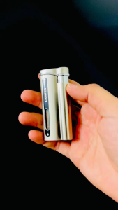 ( SHOP SỈ HCM ) Bật nắp lộ thiên hình trụ mini size 69mm như hình tia mạnh mẽ chống gió nhỏ gọn bỏ túi