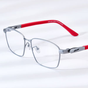 HONILLESI Titanium Eyeglasses Frame Men 2025 New Sports Outdoor Ultralight Glasses Japanese High-Quality Brand Design Full-Rim Optical Eyewear 7304