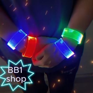 LED ข้อมือ พร้อม ข้อมือไฟ LED ข้อมือปาร์ตี้ ข้อมือคอนเสิร์ท ข้อมือไฟค้าง คุณค่าเช่น ราคาสุดถึง 1,000 บาท