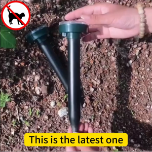 ✨Solar powered✨cat repeller ultrasonic cat repellent