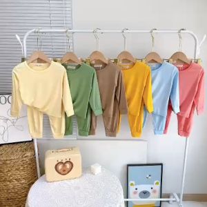 Bộ Dài Tay Cho Bé Gái Bé Trai Minky Mom Vải Thun Lạnh Dễ Thương Bộ Quần Áo Trẻ Em Từ 1-8 Tuổi Bé 7 -25kg