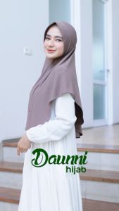 𝐃𝐀𝐔𝐍𝐍𝐈 - 𝐙𝐀𝐇𝐑𝐀 | HIJAB INSTAN BERGO DAILY | JERSEY AZHANA 𝐀𝐈𝐑𝐅𝐋𝐎𝐖 (ADEM) SIZE M KERUDUNG CANTIK NYAMAN PANJANG | DAUNNI HIJAB