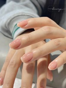 Wearable Short Nail Tips Simple Classic Manicure Stickers Natural Color Fake Nails for Office Workers Daily Use Easy to Wear