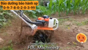 Máy xới đất  rạch rãnh  vun cỏ ngô mini . động cơ 4 thì