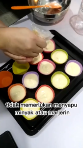 BG CETAKAN MUFFIN BERBAGAI MOTIF KUE CUP CAKE SILICONE TAHAN PANAS