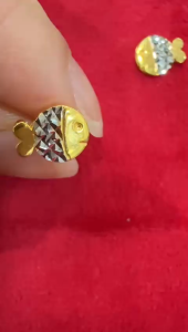 Poh Heng Jewellery 22K Fish Stud Earrings in Yellow White Gold *Online Exclusive* [Price By Weight]