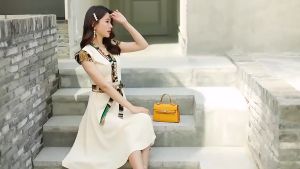 New Arrivals women printed v-neck midi dress summer temperament short sleeved dresses women new style 2024