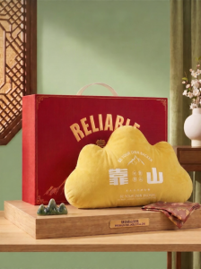 YINSHANG | Custom Logo Pillow Set for New Home