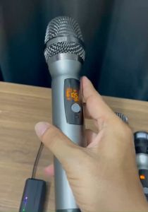 Bộ 2 Micro không dây UHF TK86 chỉnh được tần số vỏ kim loại mờ dùng cho Loa kéo Âmly