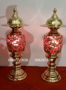 Đôi đèn thờ bằng đồng nguyên chất đèn điện thờ bằng đồng màu vàng ánh kim cao 32cm