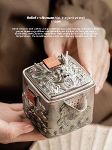 Bình Trà Jisu Cầm Tay Mạ Bạc Họa Tiết Rồng Cổ Điển
