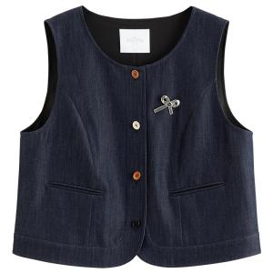 Slimming and Elegant Autumn Vest and Skirt Set