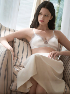 Ubras | Sensual French Lace Triangle Cup Bra Small Bust Satin Back