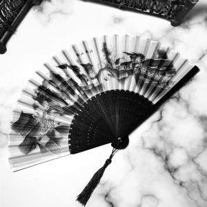 MOMIAN | Elegant Antique Style Folding Fan