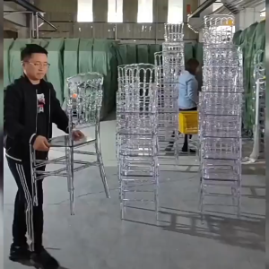 (พร้อมส่ง)เก้าอี้นางฟ้าคริสตัลห้องจัดเลี้ยงลดราคาพิเศษเก้าอี้พลาสติกงานแต่งงานโรงแรมร้านกาแฟเก้าอี้รับประทานอาหารเก้าอี้โปร่งใส/จัดส่งฟรี